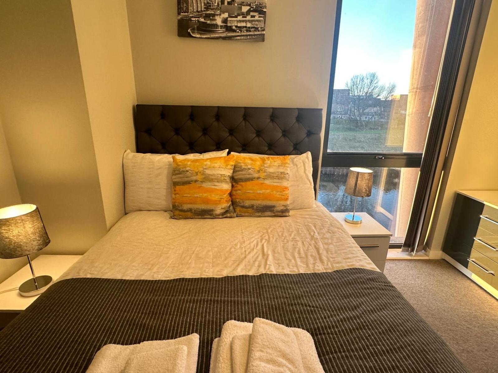 Adelphi Wharf Apartments By Beehosting Manchester Dış mekan fotoğraf