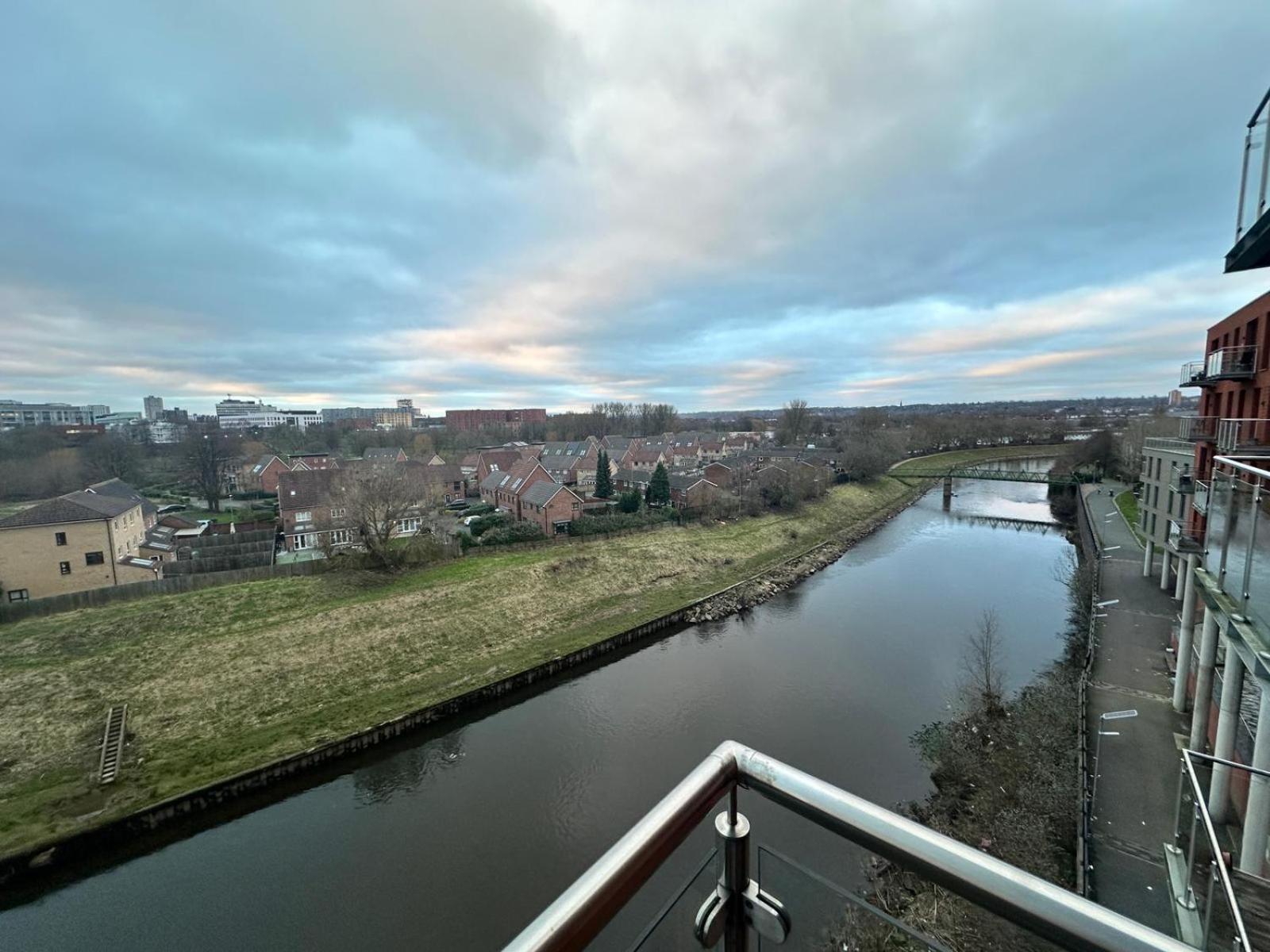 Adelphi Wharf Apartments By Beehosting Manchester Dış mekan fotoğraf